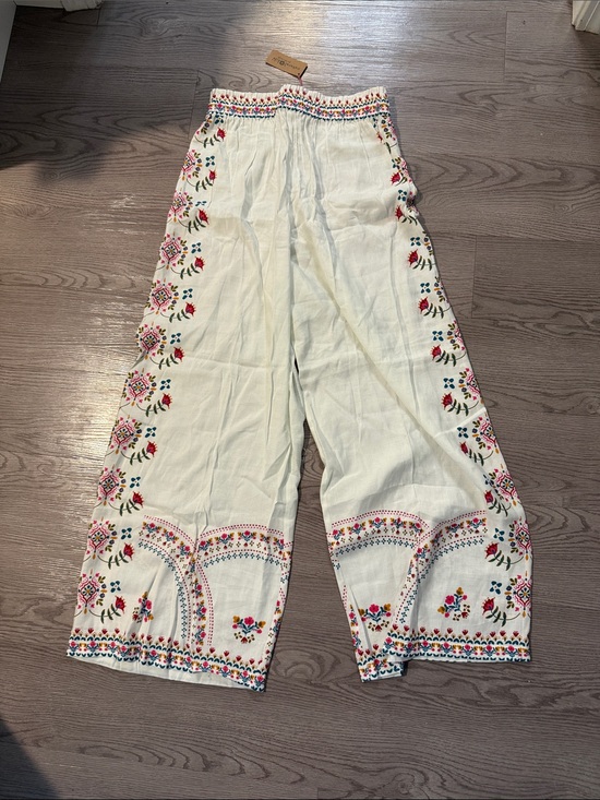 NATURAL LIFE Pants - Natural Life Floral White Wide-Leg Boho Pants - Medium - New with Tags